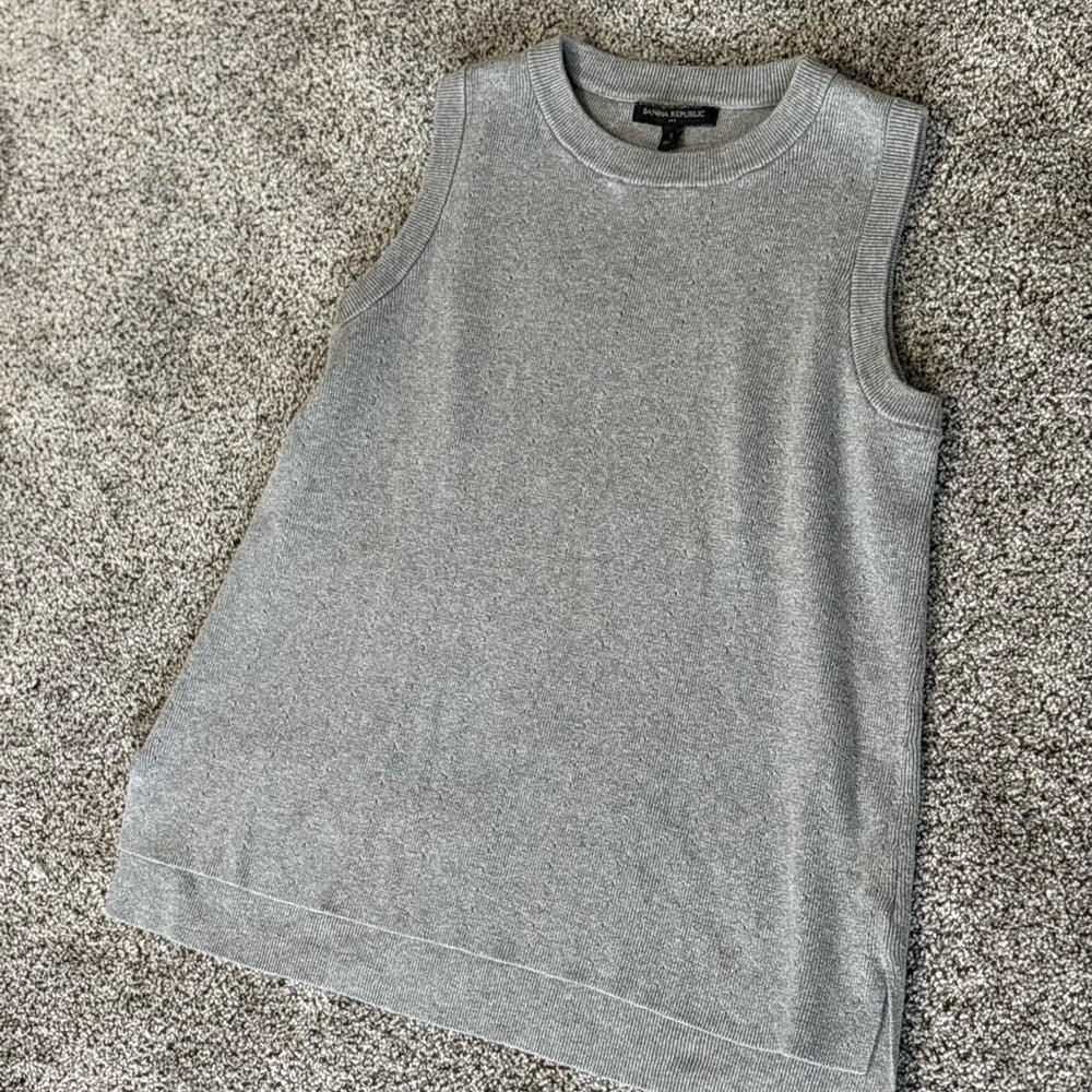 Banana Republic Light Gray Knit Top